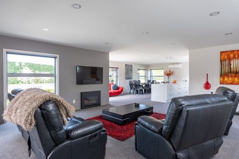 Photo of property in 97 Acacia Heights Drive, Acacia Bay, Taupo, 3385