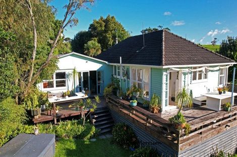 Photo of property in 46 Sandy Beach Road, Tinopai, Matakohe, 0593