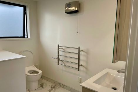 Photo of property in 8/22 Yeovil Road, Te Atatu Peninsula, Auckland, 0610