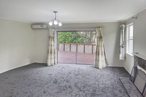 Photo of property in 26 Sovereign Place, Glenfield, Auckland, 0629