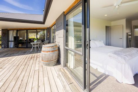 Photo of property in 14 Brooker Place, Waipukurau, 4200