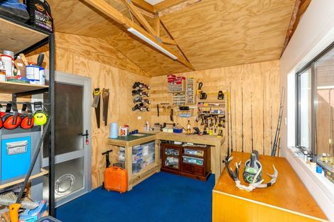 Photo of property in 17 Kowhai Street, Inglewood, 4330