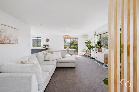 Photo of property in 6 Avon Rise, Welcome Bay, Tauranga, 3112