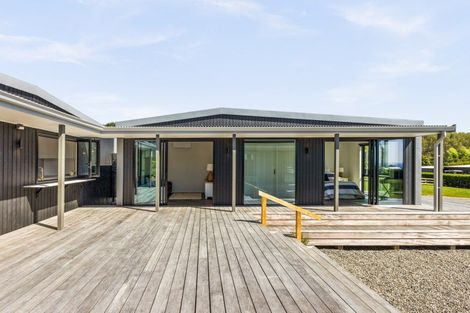 Photo of property in 4a Shoal Beach Road, Aramoana, Omakere, 4271