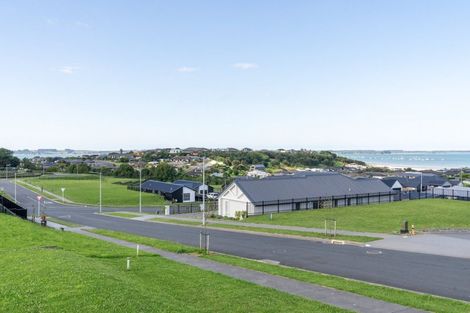 Photo of property in 8 Kuaka Rise, Omokoroa, 3114