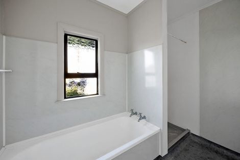 Photo of property in 4 Meredith Street, Patea, 4520