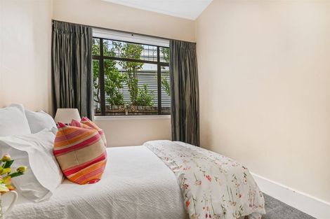 Photo of property in 6 Elmwood Road, Strowan, Christchurch, 8052