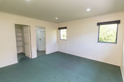 Photo of property in 43 Amesbury Drive, Churton Park, Wellington, 6037