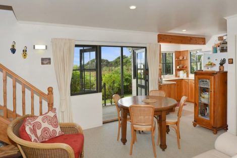 Photo of property in 2 Sunrise Court, Onerahi, Whangarei, 0110