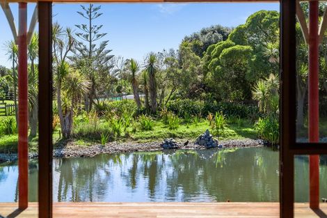 Photo of property in 106 Paetawa Road, Peka Peka, Waikanae, 5391