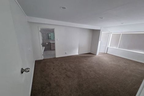 Photo of property in 466 Taupaki Road, Kumeu, 0892
