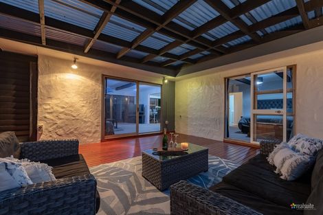 Photo of property in 25 Kopara Grove, Stokes Valley, Lower Hutt, 5019