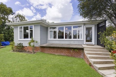 Photo of property in 2/41 Brandon Road, Glen Eden, Auckland, 0602