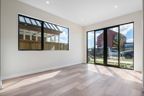 Photo of property in 6 Coopworth Street, Karaka, 2580