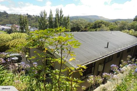 Photo of property in 32 John Street, Stokes Valley, Lower Hutt, 5019