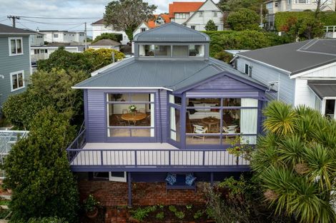 Photo of property in 32 Wade Street, Wadestown, Wellington, 6012