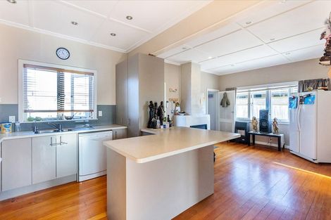 Photo of property in 18a Jellicoe Road, Manurewa, Auckland, 2102