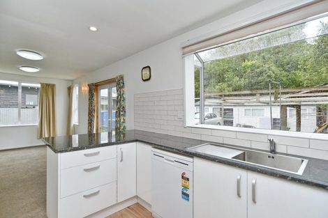 Photo of property in 86 Westholme Street, Strowan, Christchurch, 8052