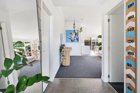 Photo of property in 42 Butterworth Crescent, Papamoa Beach, Papamoa, 3118