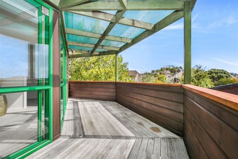 Photo of property in 2/44 Loloma Drive, Half Moon Bay, Auckland, 2012