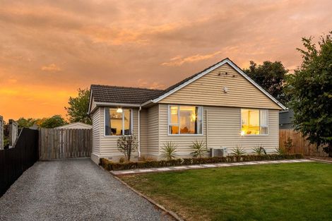 Photo of property in 24 Bournemouth Crescent, Aranui, Christchurch, 8061