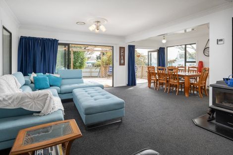 Photo of property in 43 Holdaway Street, Riversdale, Blenheim, 7201
