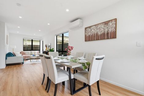 Photo of property in 2/5 Browns Road, Manurewa, Auckland, 2102
