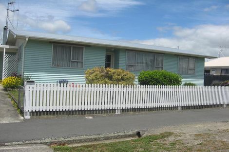 Photo of property in 10a Edward Street, Pahiatua, 4910
