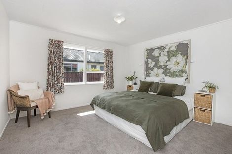 Photo of property in 2/507 Burnett Street, Mahora, Hastings, 4120