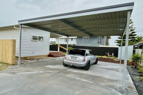 Photo of property in 11 Costello Crescent, Pukehina, Te Puke, 3189