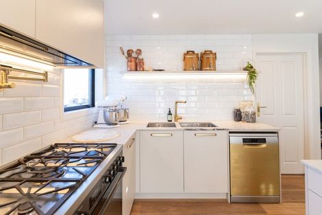 Photo of property in 60 Donegal Street, Cromwell, 9310