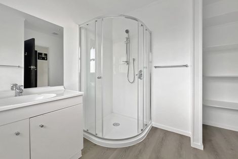 Photo of property in 1/11 Manuka Road, Bayview, Auckland, 0629