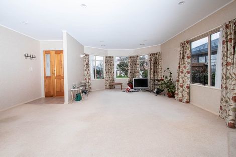 Photo of property in 9 Ben Lomond Place, Nawton, Hamilton, 3200