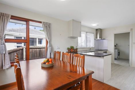 Photo of property in 7 Glenora Place, Hornby, Christchurch, 8042