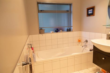 Photo of property in 124 Parekaawa Drive, Motuoapa, Turangi, 3382