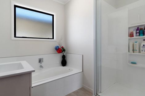 Photo of property in 84a Jonathon Street, Brookfield, Tauranga, 3110