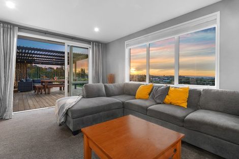 Photo of property in 25 Riverstone Drive, Welcome Bay, Tauranga, 3112