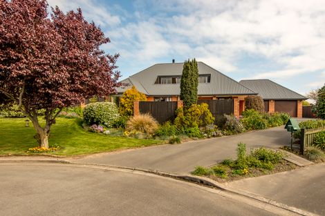 Photo of property in 7 Fuchsia Place, Halswell, Christchurch, 8025