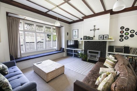 Photo of property in 55 Shakespeare Road, Bluff Hill, Napier, 4110