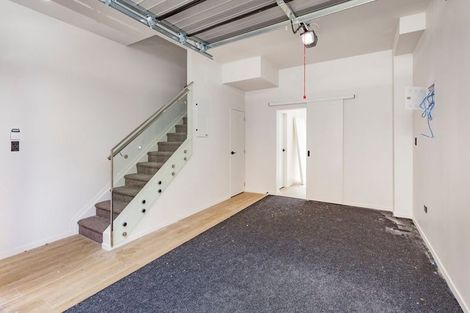 Photo of property in 2/6c William Roberts Road, Pakuranga, Auckland, 2010