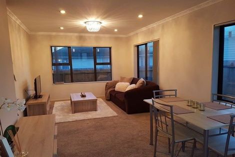 Photo of property in 16 Ellen Street, Manurewa East, Auckland, 2102