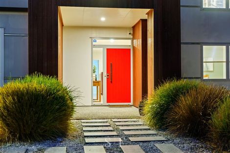 Photo of property in 155 Field Way, Waikanae Beach, Waikanae, 5036