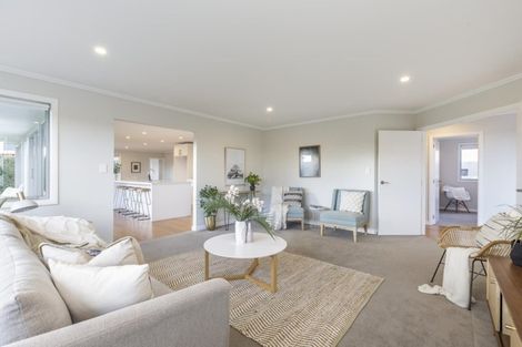 Photo of property in 97 Kaipara Portage Road, Riverhead, 0820