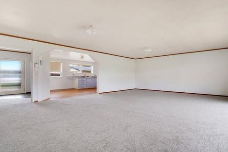Photo of property in 2/5 Carolyn Street, Manukau, Auckland, 2025