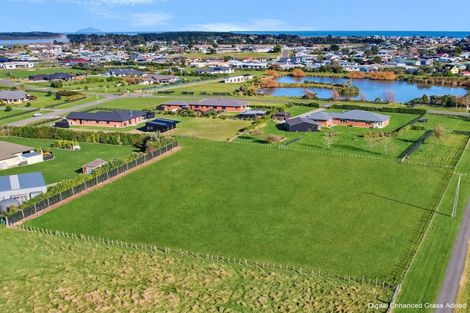 Photo of property in 3 Carex Grove, Foxton Beach, Foxton, 4815