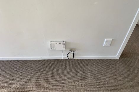 Photo of property in 2/26 Ludlow Terrace, Totara Vale, Auckland, 0627