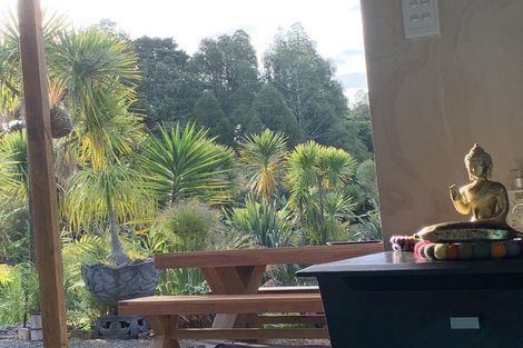 Photo of property in 1665 Matapouri Road, Matapouri, Whangarei, 0173