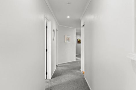 Photo of property in 9 Clearview Drive, Milson, Palmerston North, 4414