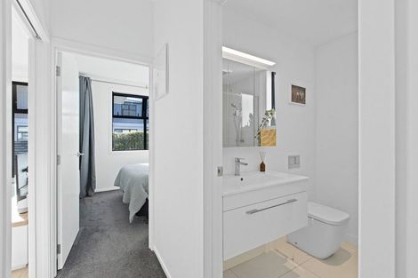 Photo of property in 4/445 Hibiscus Coast Highway, Orewa, 0931