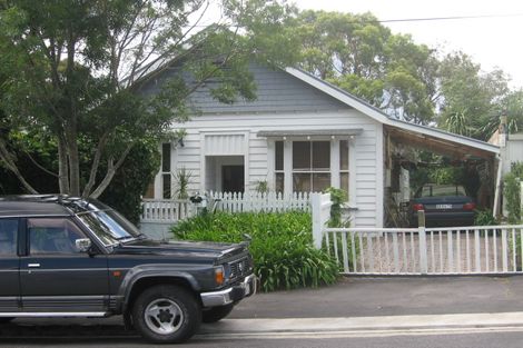 Photo of property in 26 Hastings Parade, Devonport, Auckland, 0624